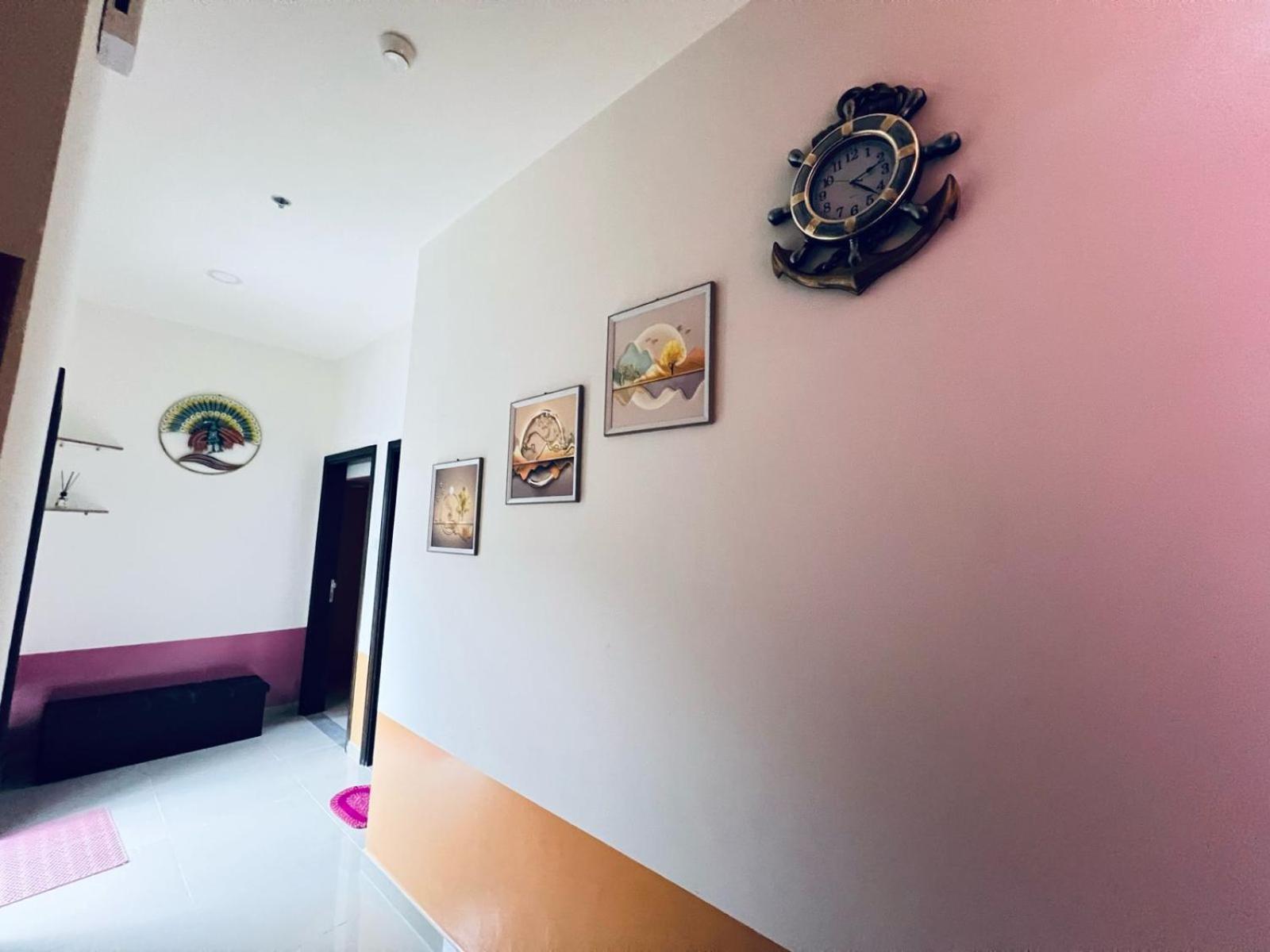 Moon Backpackers Burjman Exit 2, Family Partitions, Loft Partitions, Apartment Dubai Exterior photo